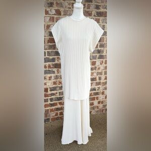 🦋 Zara Cream Ribbed Maxi Dress (2 pieces)